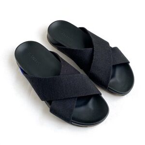 Rothy’s Weekend Black Slides Sandals 7
